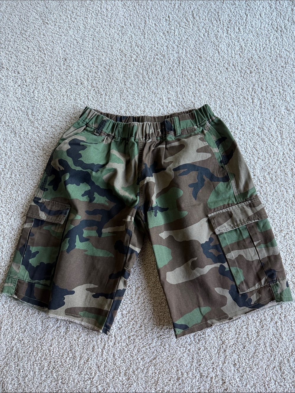 SHEIN Women’s Camouflage Cargo Shorts in Green/Brown